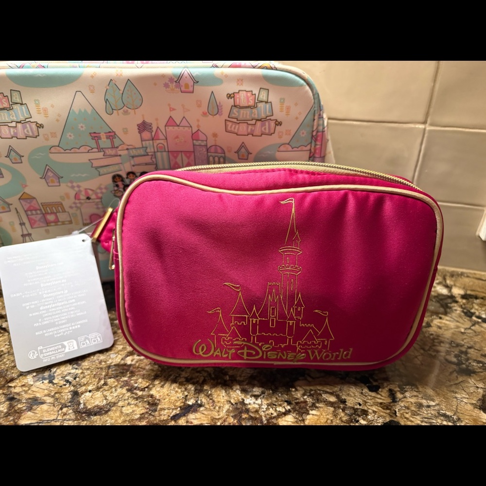 NWT 2026 Disney Parks Walt Disney World Cinderella Castle Pink Gold Belt Bag